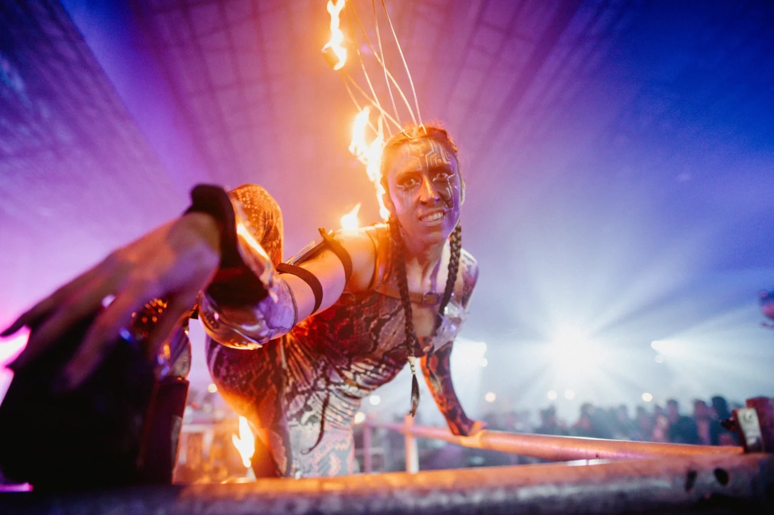 fête foraine Madame Loyal 2025 attractions spectacle performance feu festival Madame Loyal